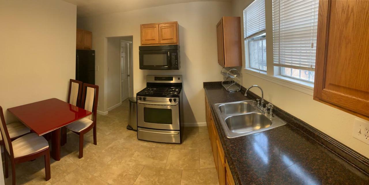 לוס אנג'לס Fountain Guest Suites מראה חיצוני תמונה